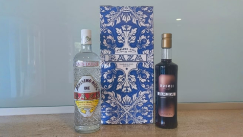 Estuche de anís y licor artesano